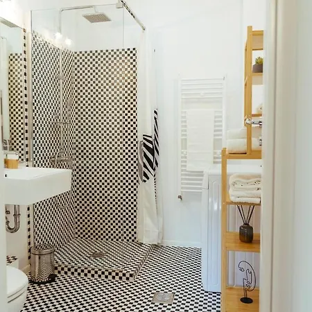 Cozy Next To House Of Parliament * Bucarest